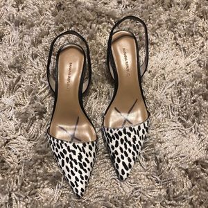 Banana Republic Kitten Heel